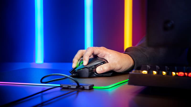 Razer Reveals Black Friday and Cyber Monday Sales Happening at Best Buy and Amazon